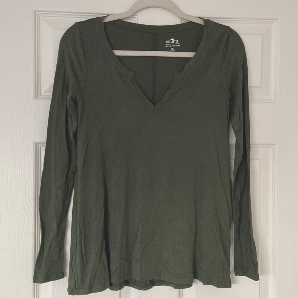 Hollister Olive Green Notch Neck Long Sleeve Top Size XS